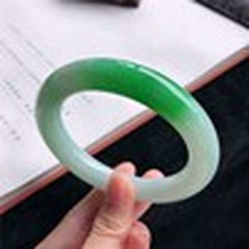 Natural Burmese Jadeite Bracel - огляд і ціна Lighting & Home Decor Studio